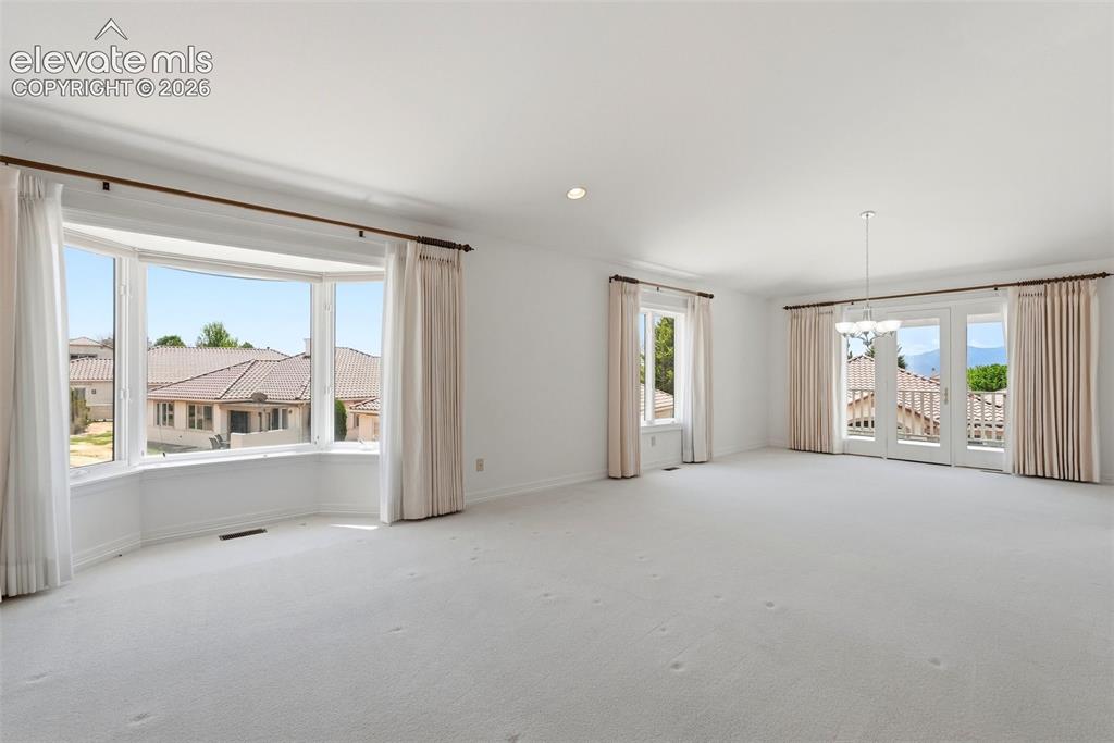 Image 6 of 49: Great Room