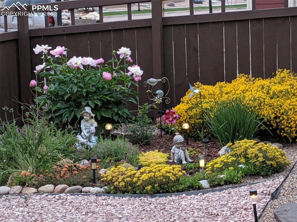 Image 36 of 42: View of yard