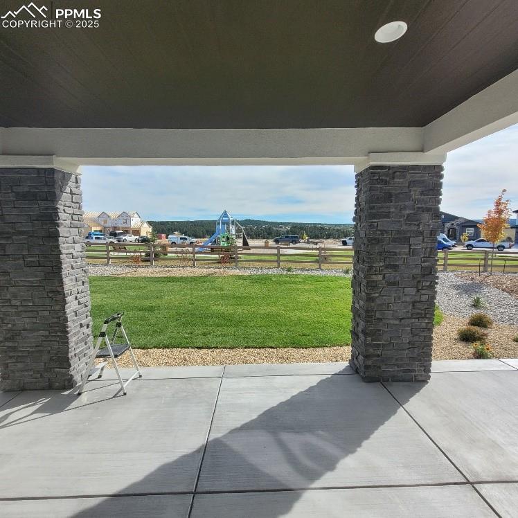 Image 20 of 22: Patio