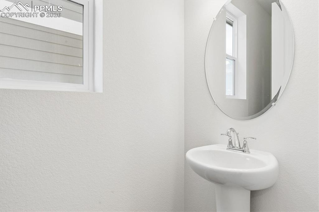 Image 2 of 22: No Description Available