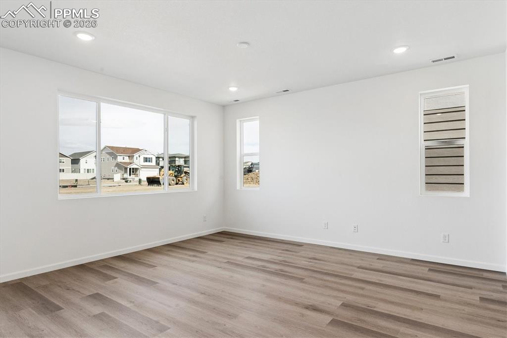 Image 5 of 22: No Description Available