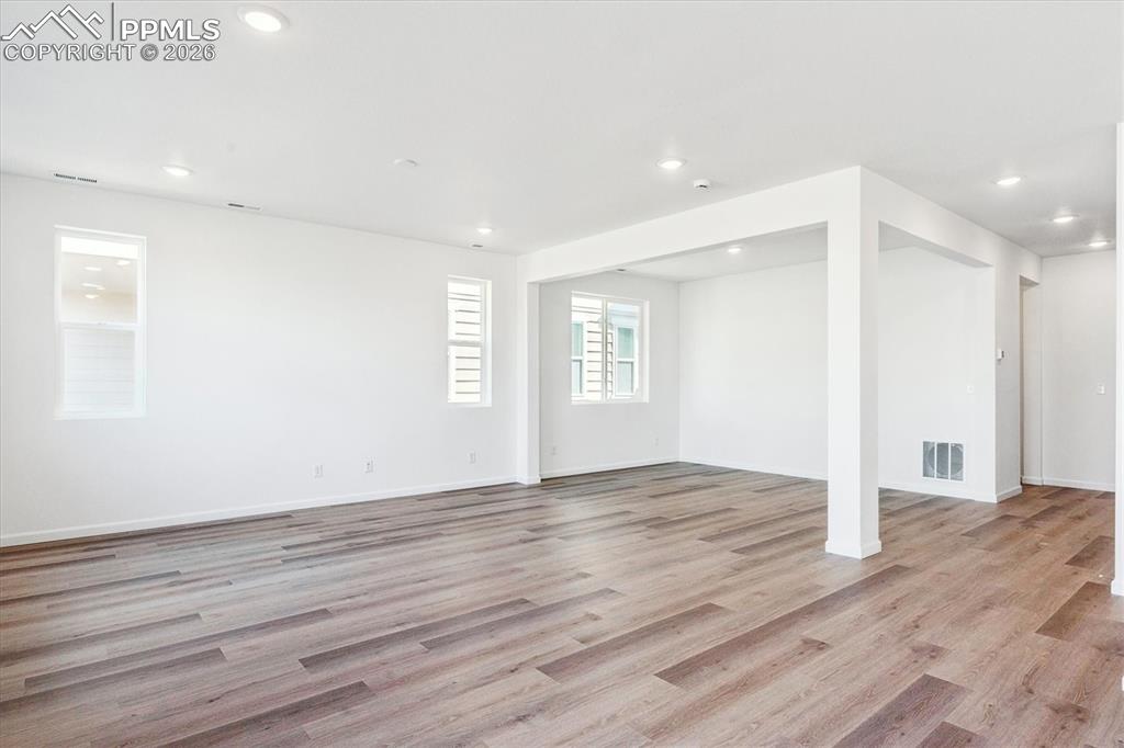 Image 7 of 22: No Description Available