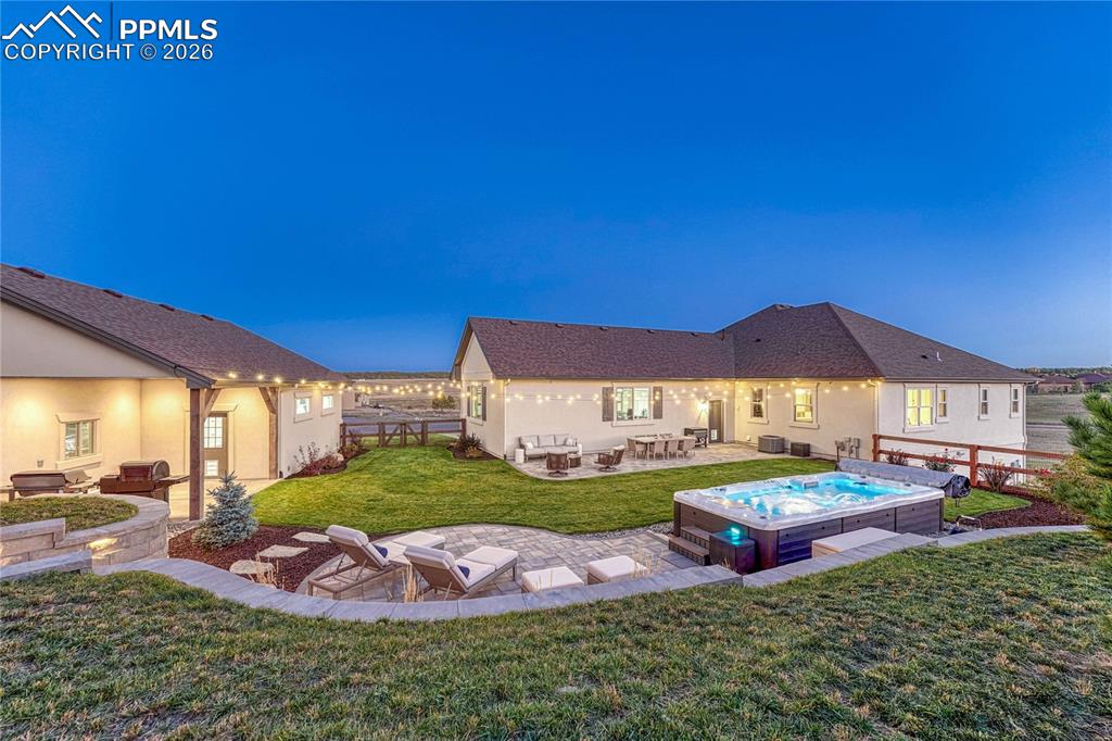 Image 41 of 50: Back of Structure