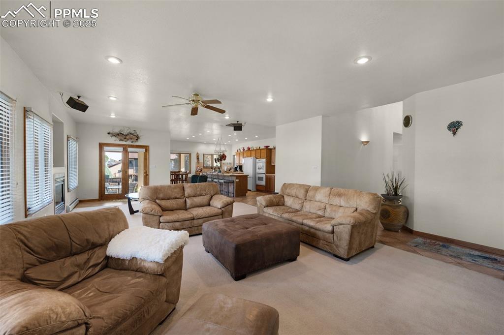 Image 14 of 34: Living Room