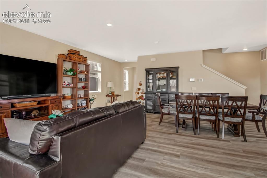 Image 4 of 35: Good separation between the living areas