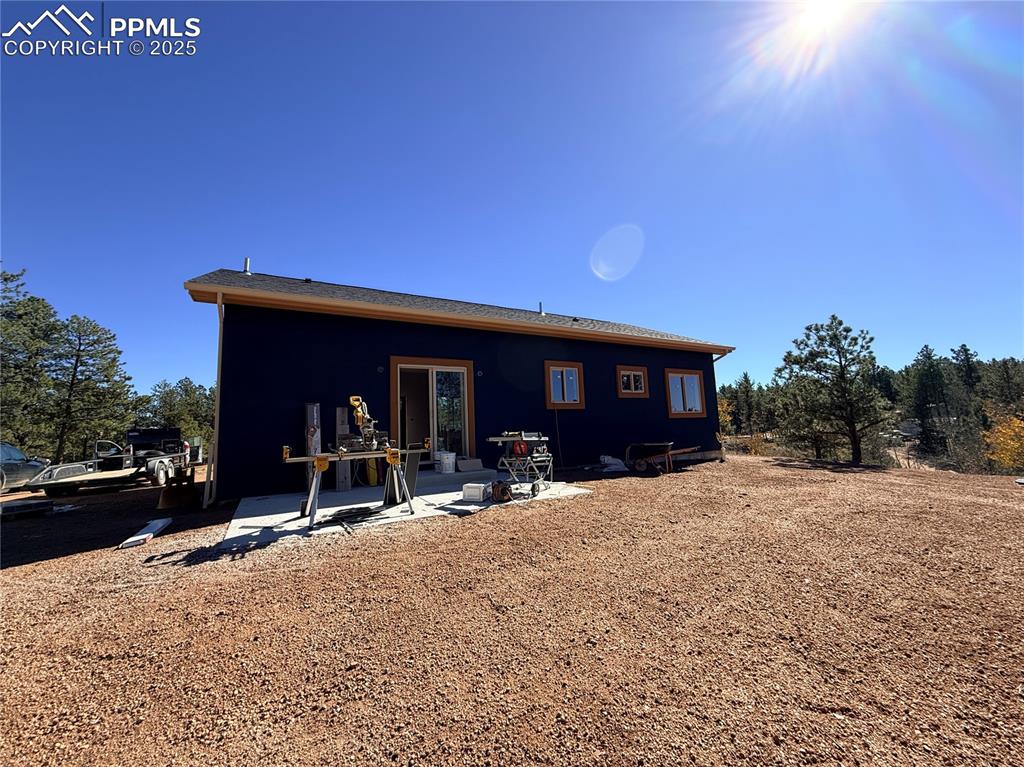 Image 4 of 8: Back of Structure