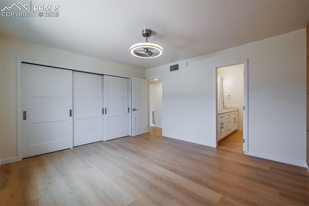 Image 24 of 34: Bedroom