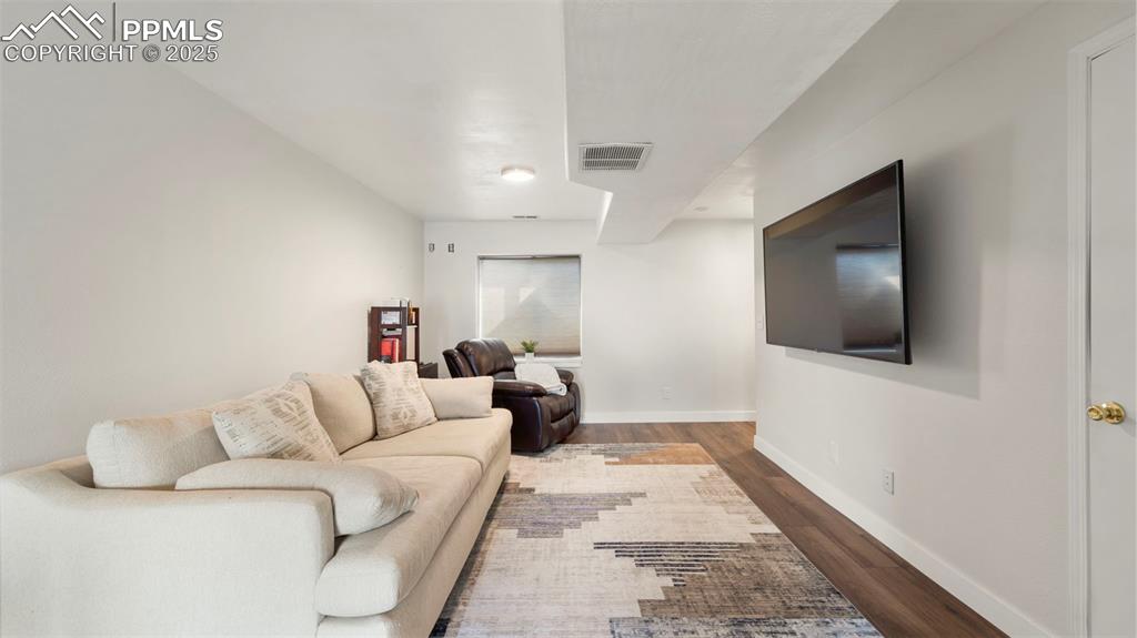 Image 21 of 38: Perfect place to hang with family and friends.