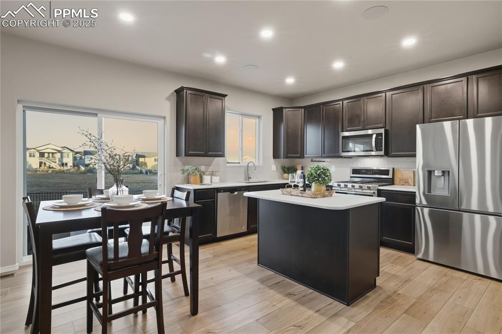 Image 3 of 28: Kitchen