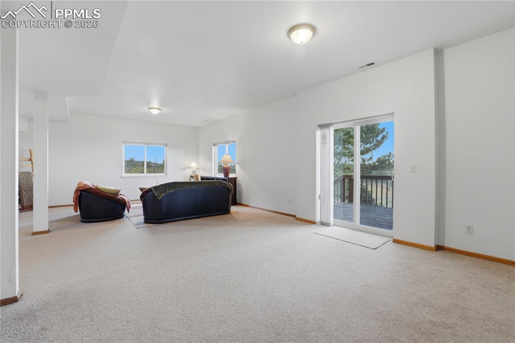 Image 43 of 50: Bedroom