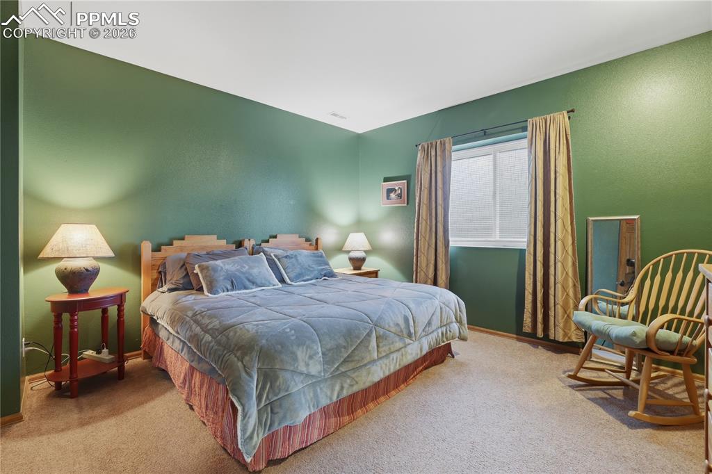 Image 44 of 50: Bedroom