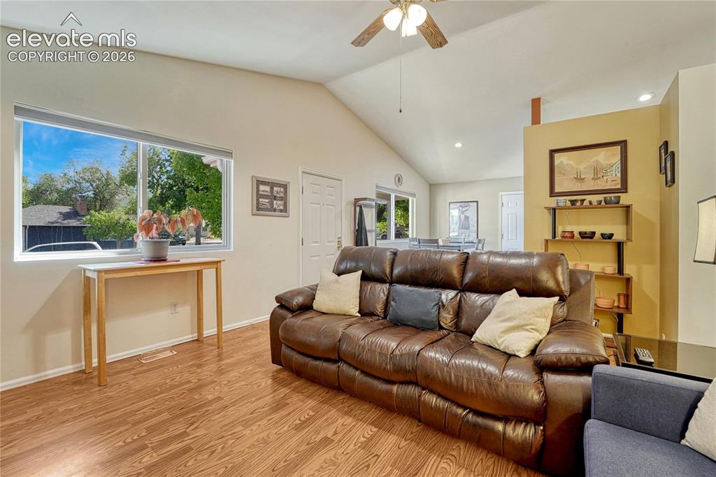 Image 5 of 40: Living Room