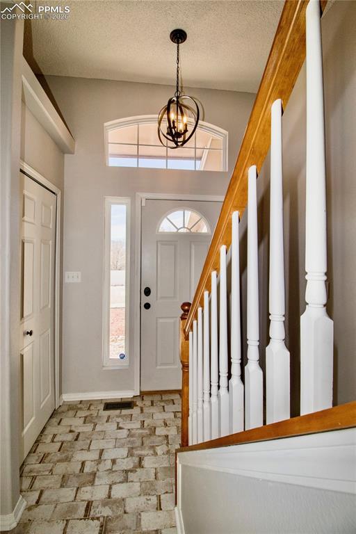 Image 6 of 29: Entry