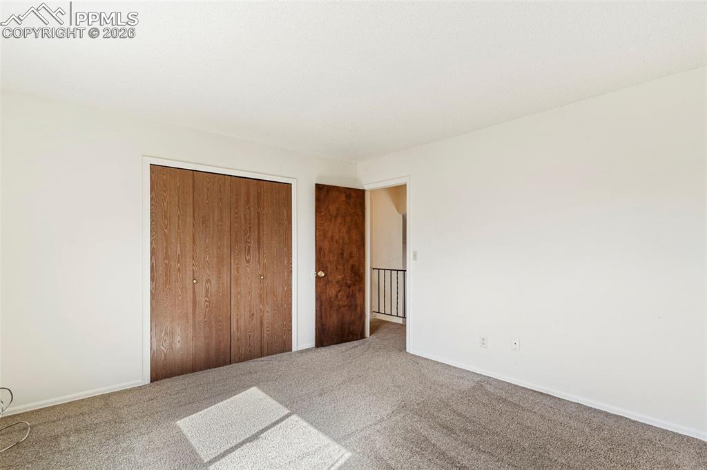 Image 15 of 23: Bedroom