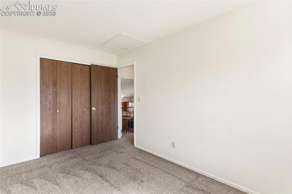 Image 16 of 23: Bedroom