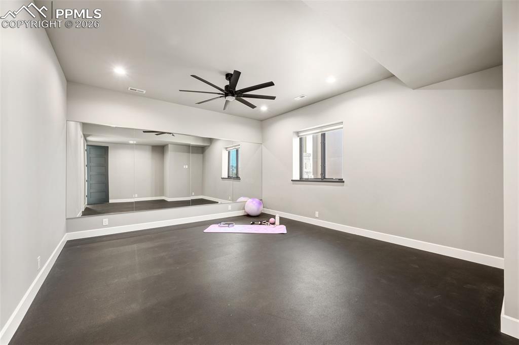 Image 38 of 50: No Description Available