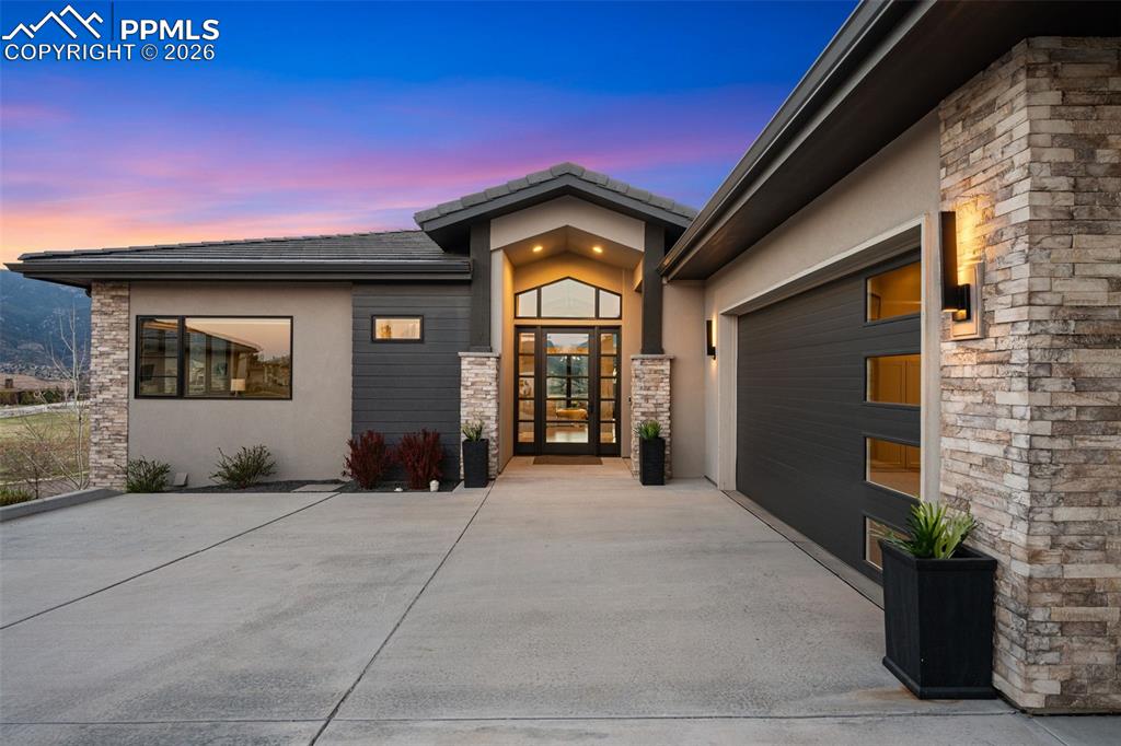 Image 4 of 50: No Description Available