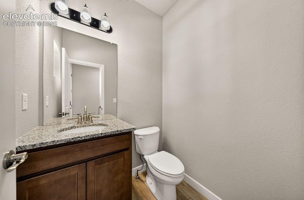 Image 18 of 36: Bathroom
