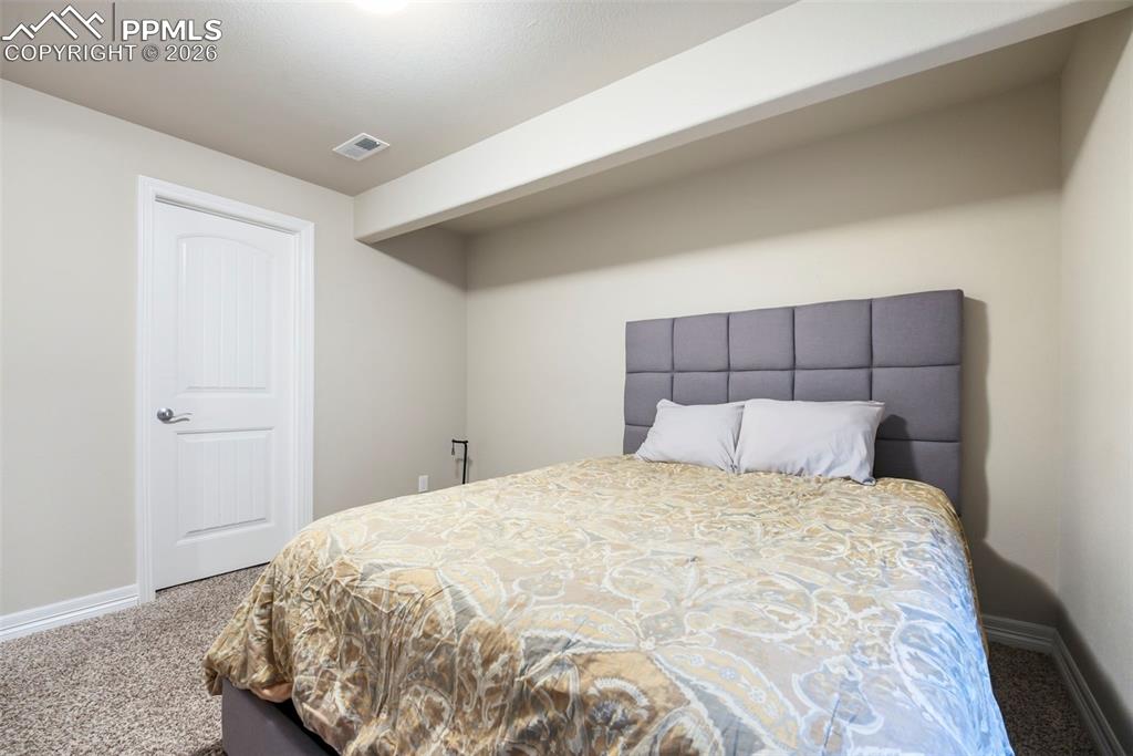 Image 26 of 41: Bedroom