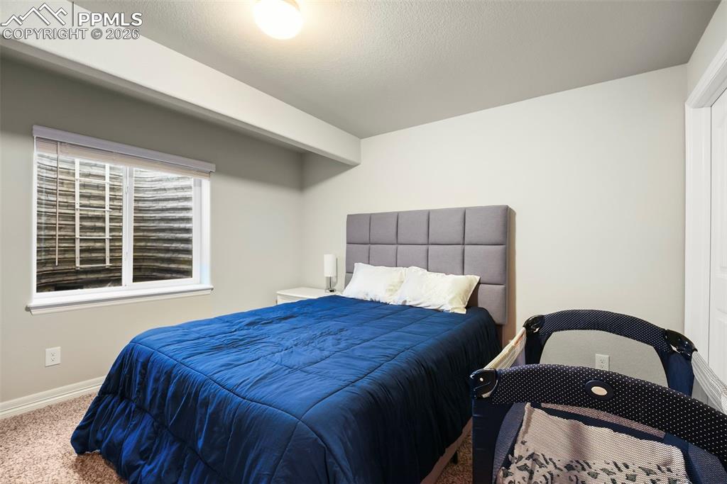 Image 28 of 41: Bedroom