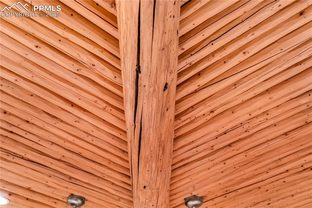 Image 11 of 43: Latilla/Viga style ceilings