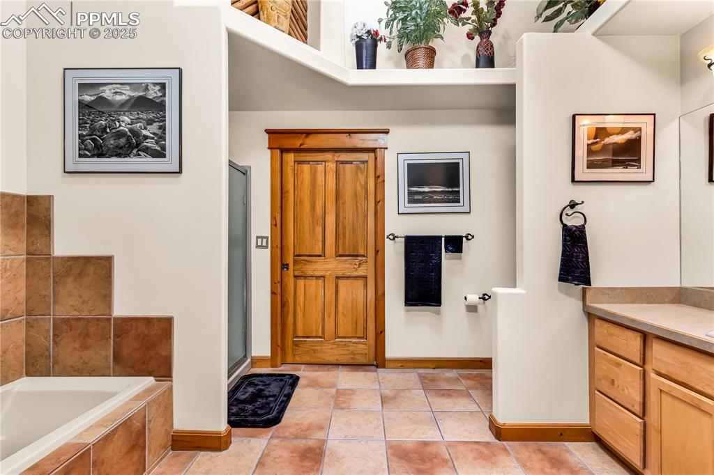 Image 27 of 43: Master Bathroom