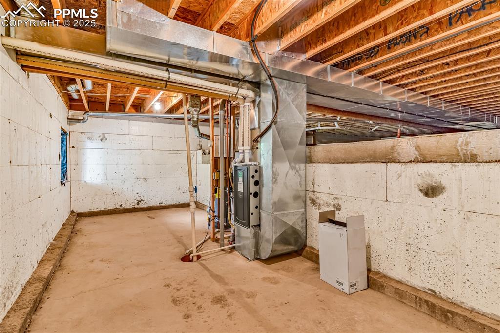 Image 39 of 43: Furnace less than 2 years old