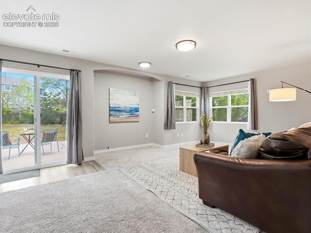 Image 15 of 39: Family Room