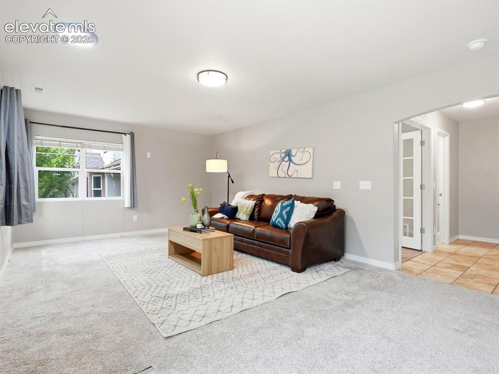 Image 17 of 39: Family Room