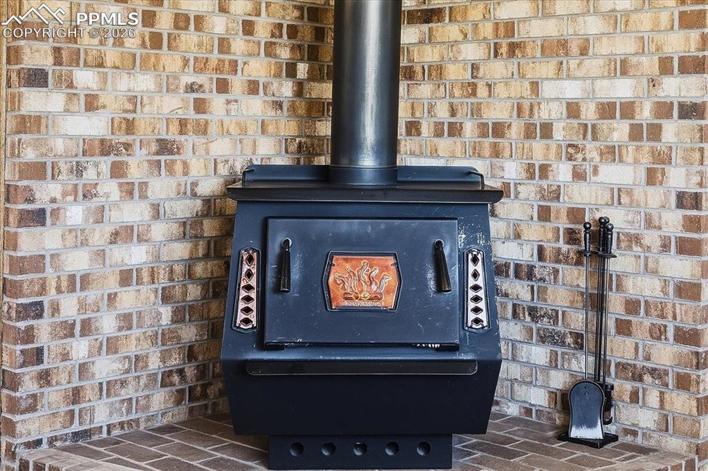 Image 11 of 45: Fireplace