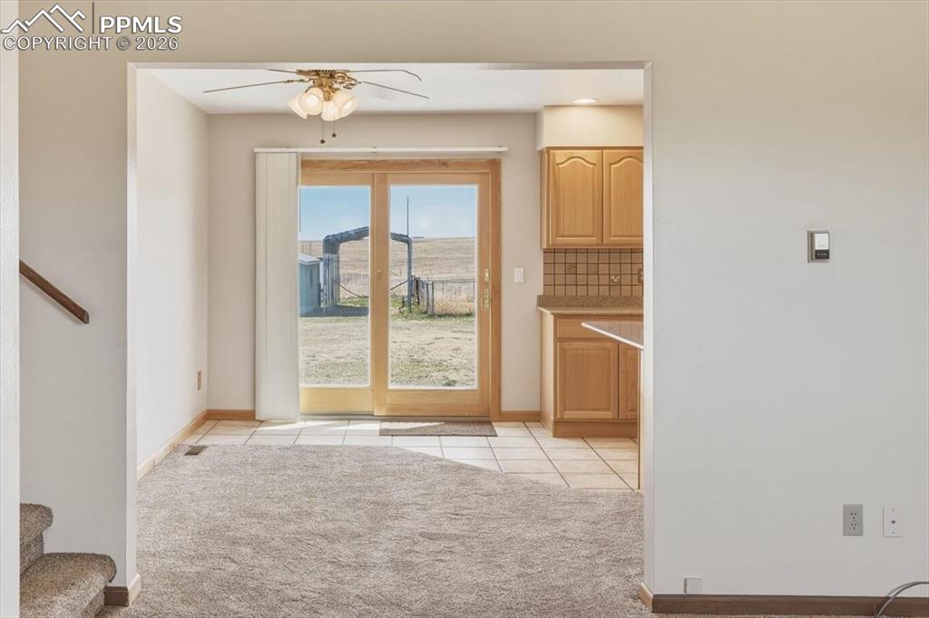 Image 12 of 45: Entry