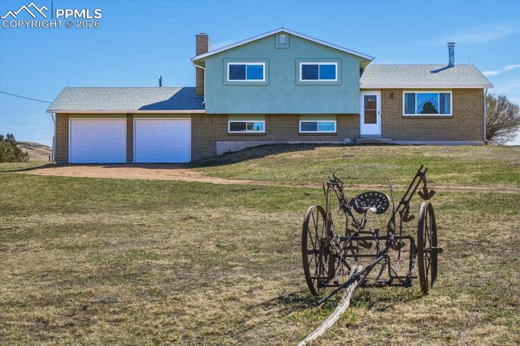 Image 2 of 45: Front of Structure