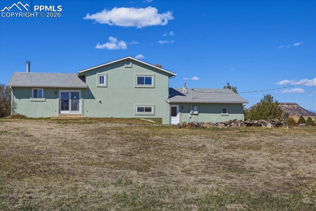 Image 43 of 45: Back of Structure