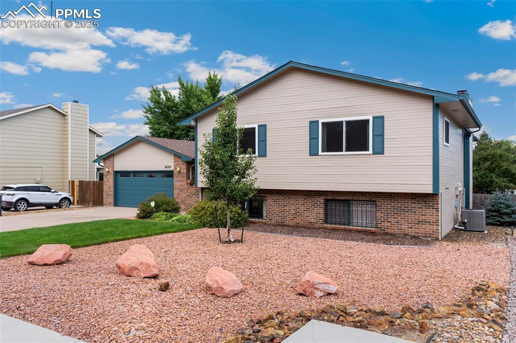 Image 2 of 37: Front of Structure