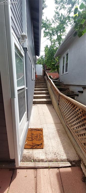 Image 32 of 46: Side/rear access