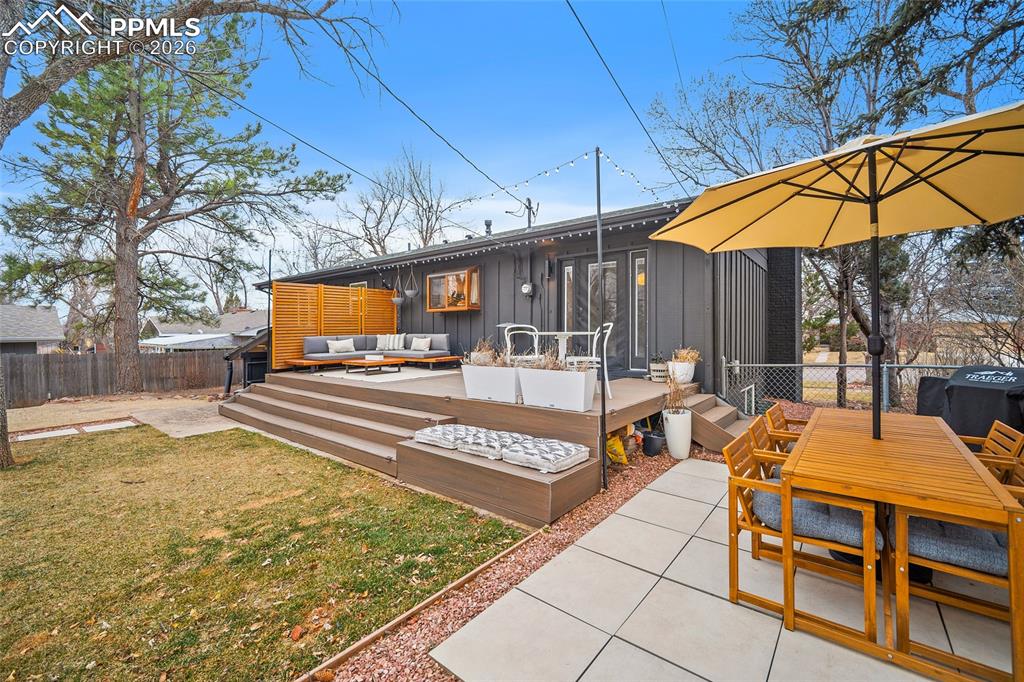 Image 45 of 50: Back of Structure