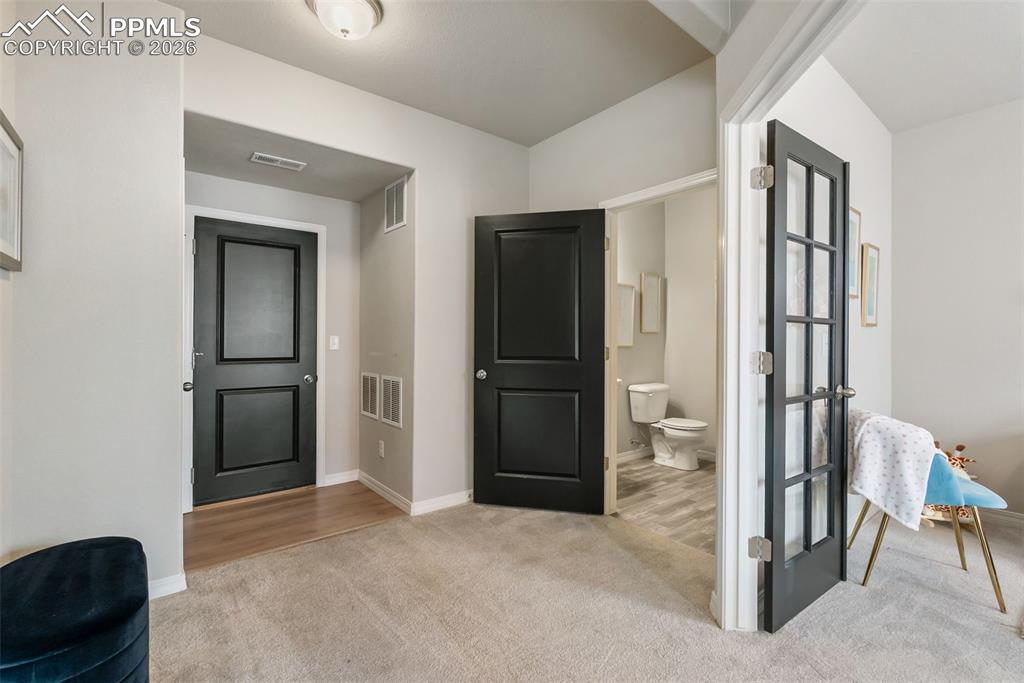 Image 7 of 45: Bathroom