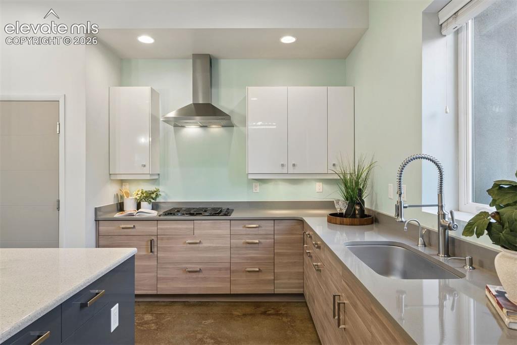 Image 21 of 45: High ceilings make for a thrilling space. 