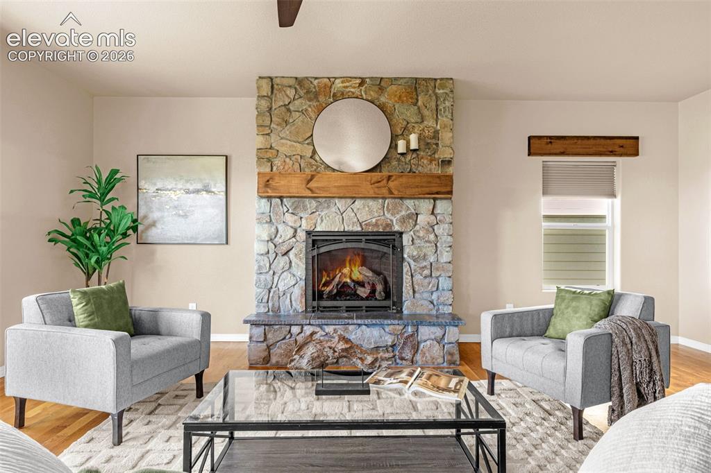 Image 4 of 48: Living Room