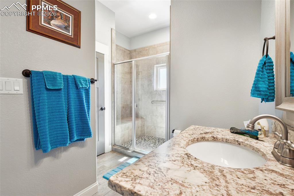 Image 24 of 49: In-Home Office