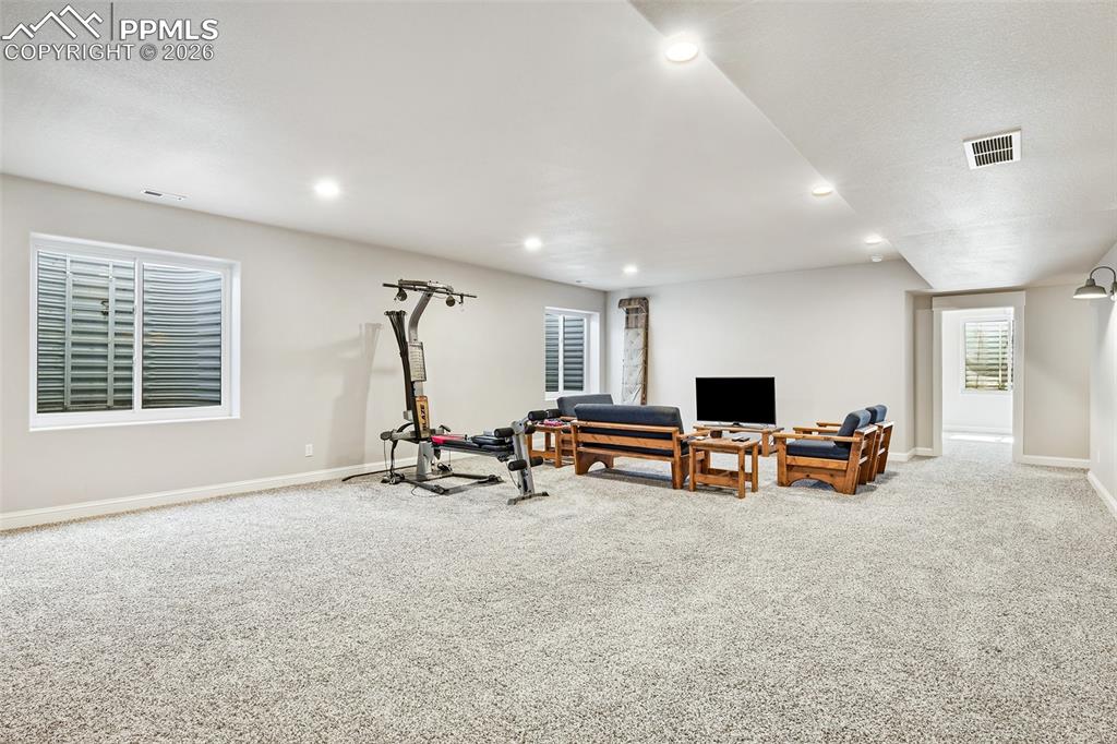 Image 28 of 49: Mud Room/Laundry with Freezer, Sink and Washer/Dryer (Included)