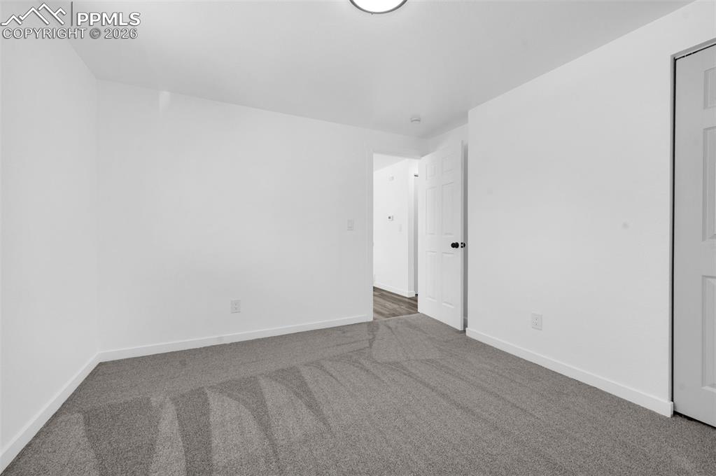 Image 19 of 37: Bedroom