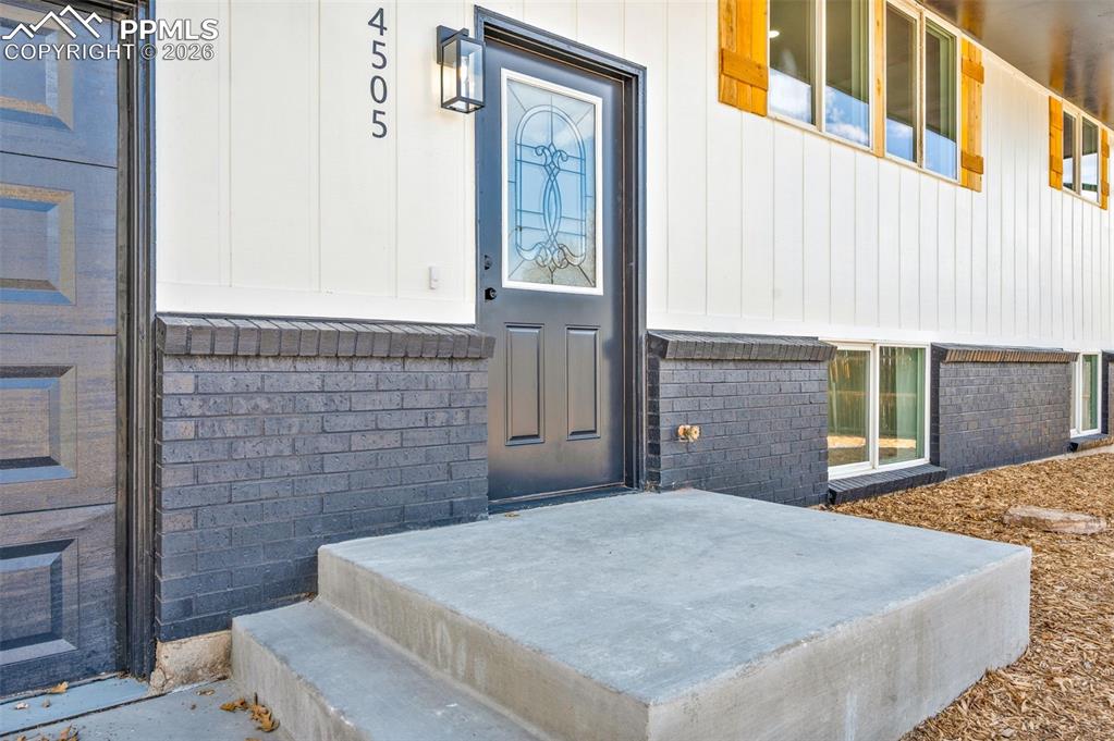 Image 2 of 37: Entry