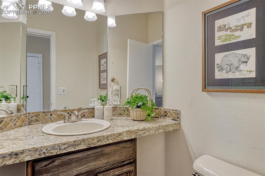 Image 39 of 50: Bathroom