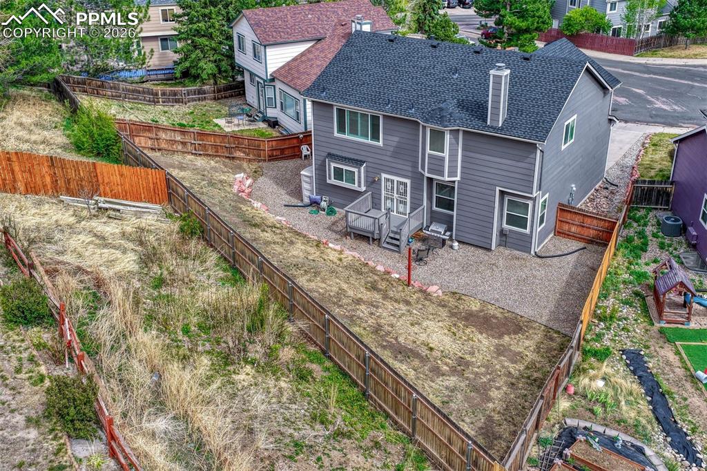 Image 44 of 50: Back of Structure