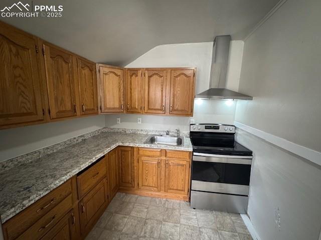 Image 27 of 29: Kitchen