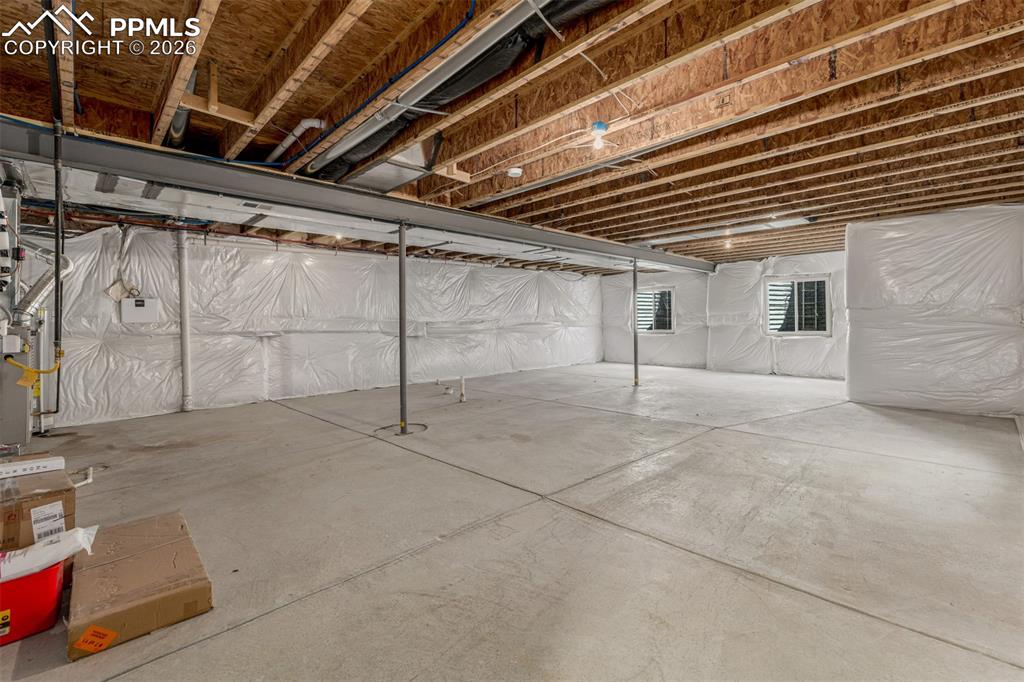 Image 32 of 40: Basement