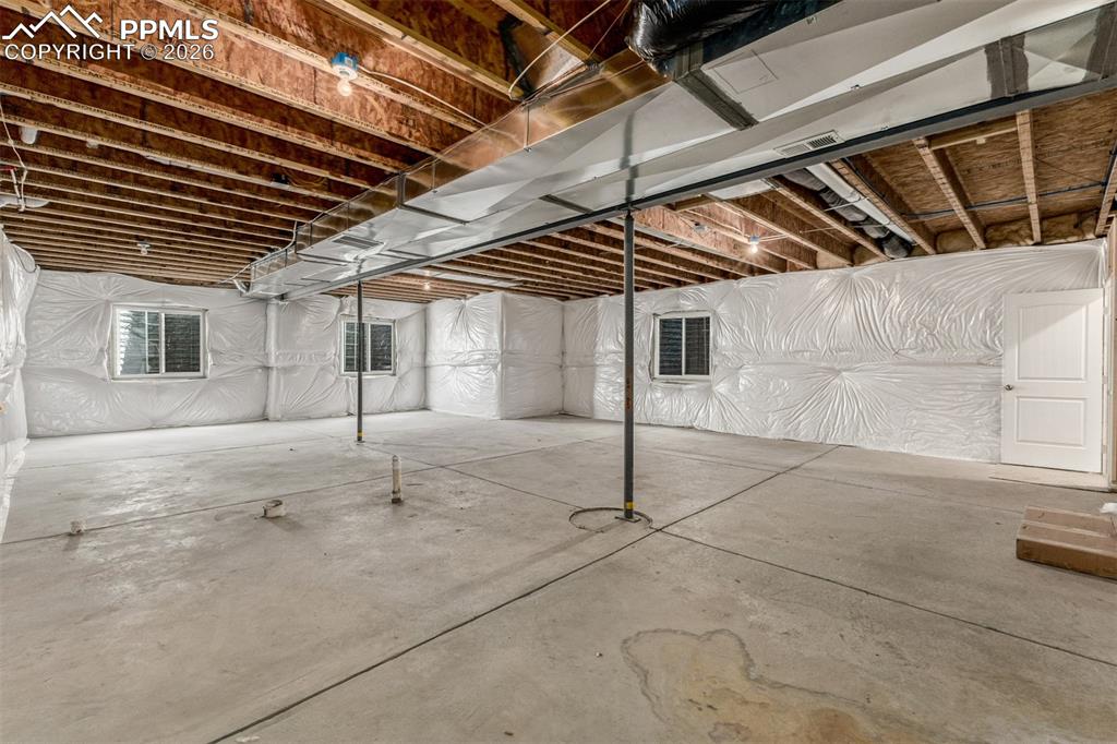 Image 33 of 40: Basement