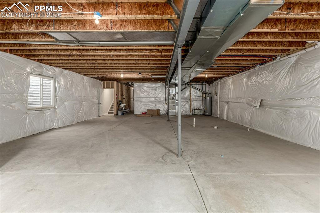 Image 35 of 40: Basement