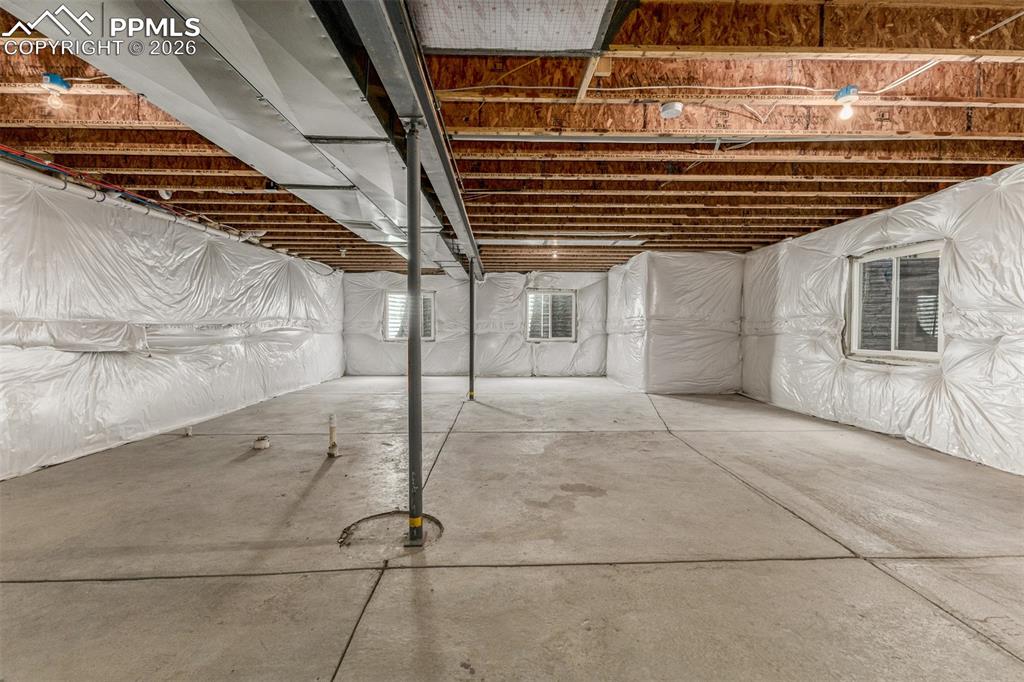 Image 36 of 40: Basement